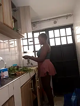 MINNYIRI's cam snapshot