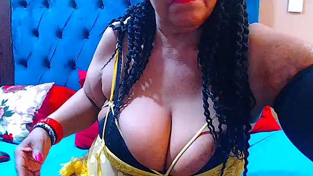 ebonycandy10's cam snapshot