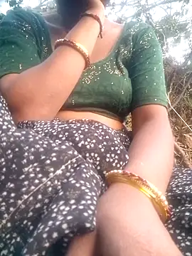 Diksha_For_You's cam snapshot