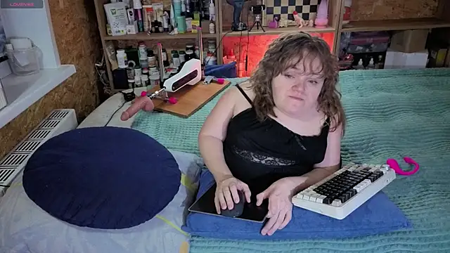 MiniNatalie's cam snapshot