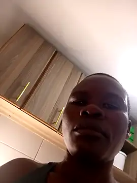 MINNYIRI's cam snapshot