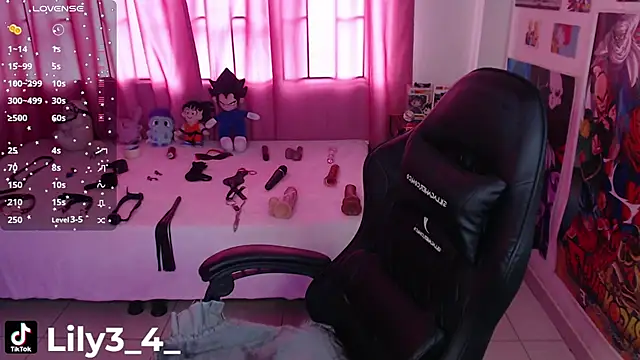 lily3_4's cam snapshot