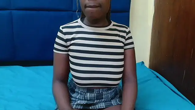 MilkyTitties's cam snapshot