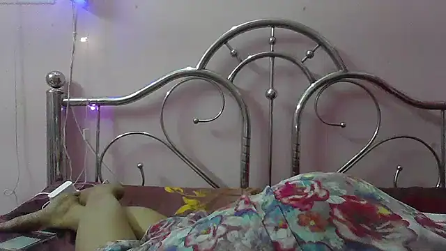 cute_lailaa's cam snapshot