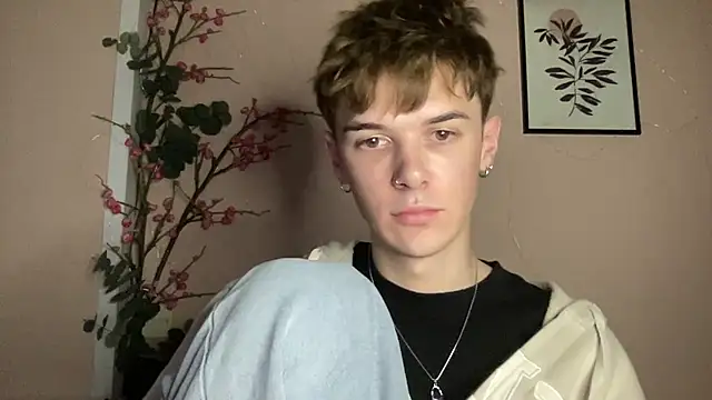 Milk_Guy live sex cam