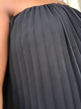 LuciousLips96 live sex cam