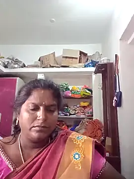 suganthi143's web cam