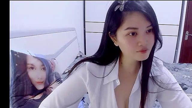 Little-sweet's cam snapshot