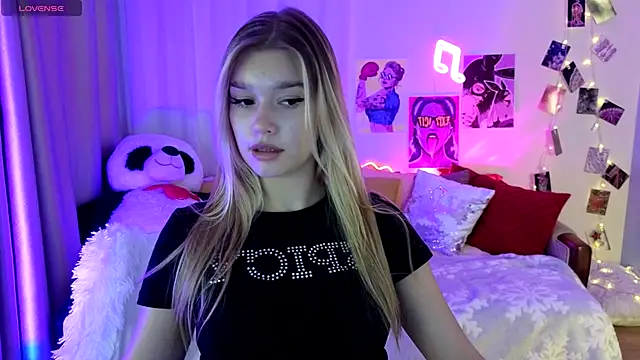 BattyMelody's cam snapshot