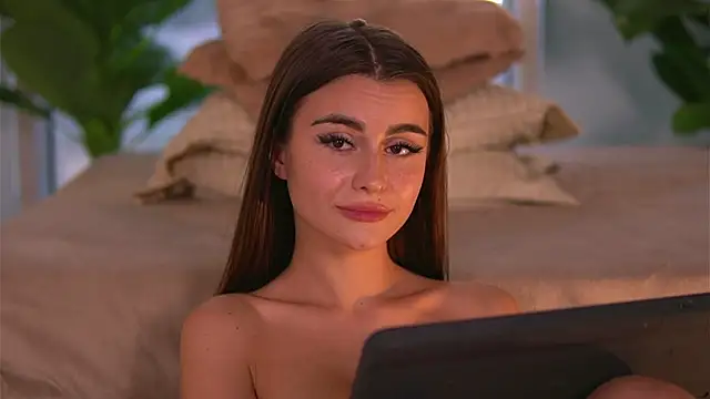 KaylaBray's cam snapshot