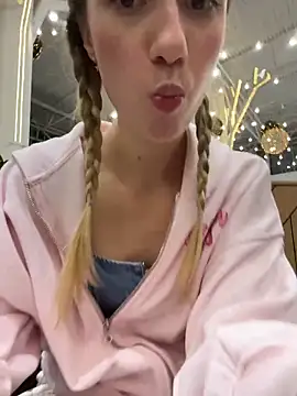 Lia__Love live sex cam