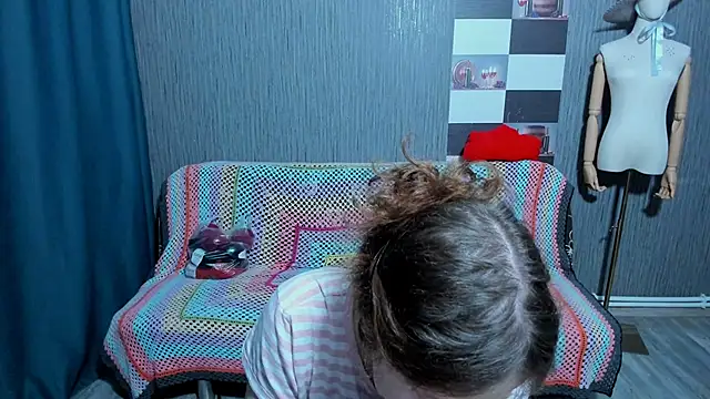 pa1e_pr1ncess's cam snapshot