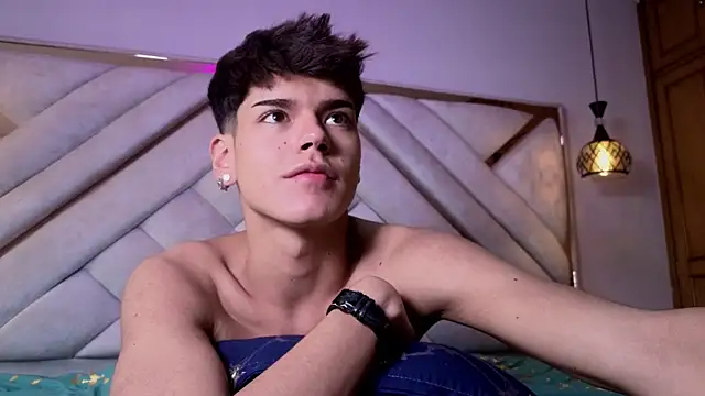 kevienmiet live sex cam