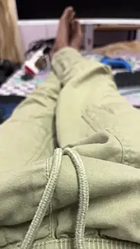 chocolate_boy45's cam snapshot