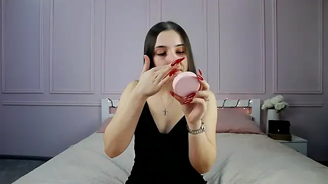 DianaHeath's cam snapshot