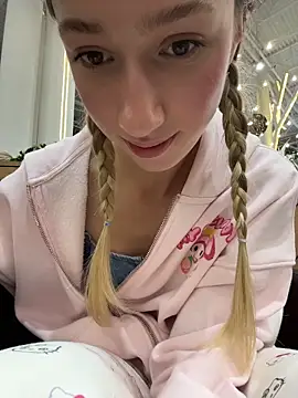 Lia__Love live sex cam