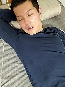 Woonee1680 live sex cam