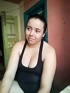 CutieMarine's cam snapshot