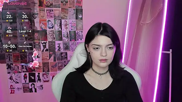 EmmaDarkk's cam snapshot