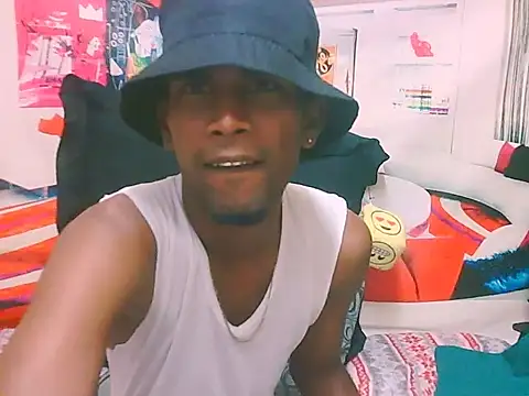 IndianThuggin's cam snapshot