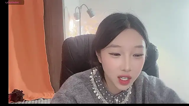 Minnie-baby's cam snapshot