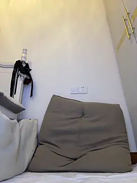 Olivia_11's cam snapshot