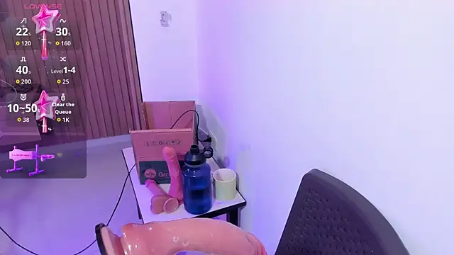 lola_clit's cam snapshot