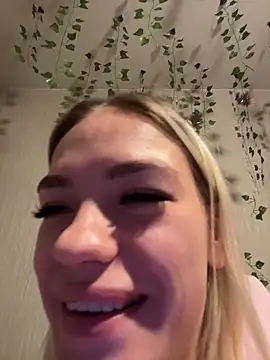 -Sexy_Barbie-'s cam snapshot