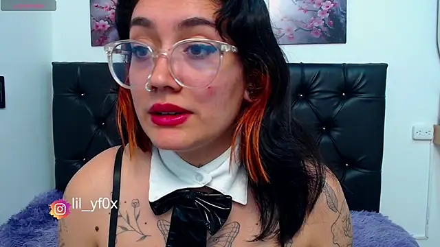 lily_f00x live sex cam