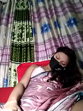 Nadia-2's cam snapshot