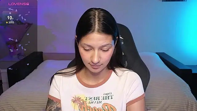 Nikol_Goldysss's cam snapshot