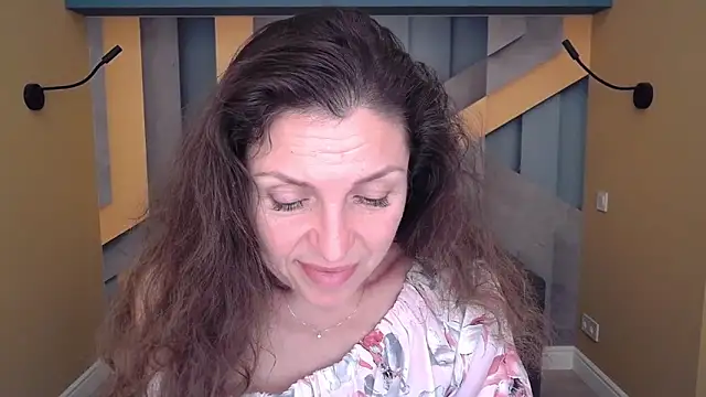 EllaLong's cam snapshot