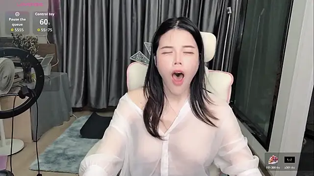 ace_u's cam snapshot