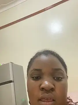 sweet18creamybigpussy's cam snapshot