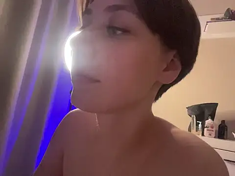 Molli_Luv's cam snapshot