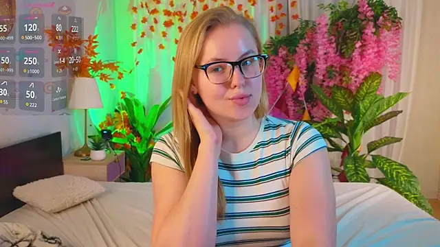 JudithWilson's cam snapshot