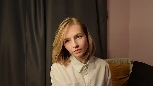 BaileyBernos's cam snapshot