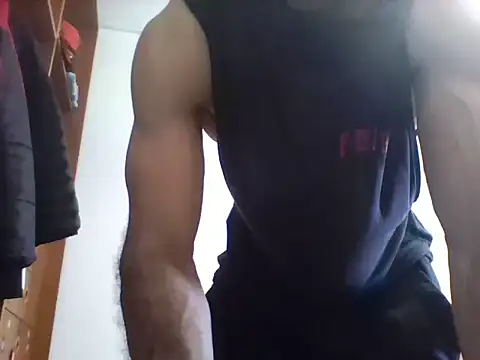 Luckyan10 live sex cam