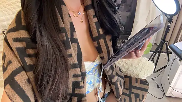 Bella-999 live sex cam