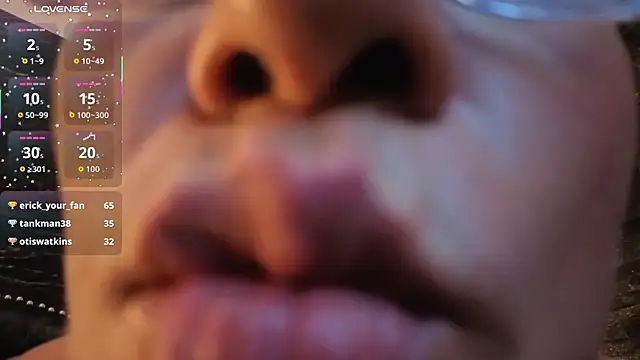 charlotte__G's cam snapshot