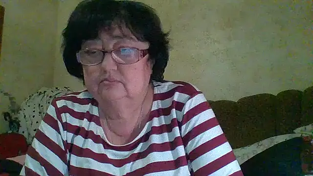 MilaSky5303's cam snapshot