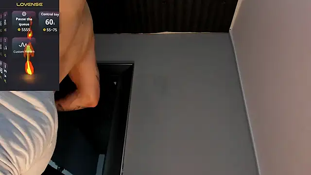 MarkWalker__ live sex cam