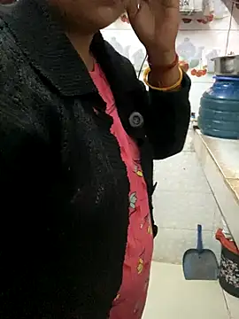 Meera_xxx's cam snapshot