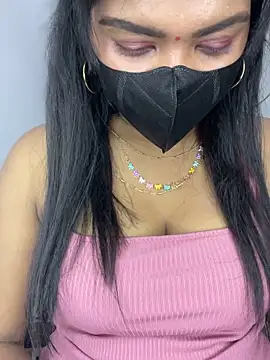 __Thenmozh__'s cam snapshot