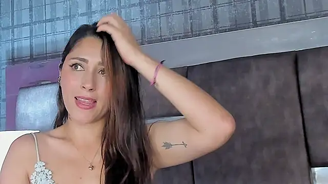 MiiaBlazee's cam snapshot