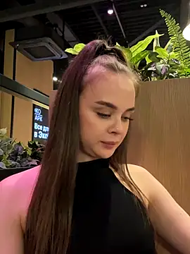 KristiRich's cam snapshot