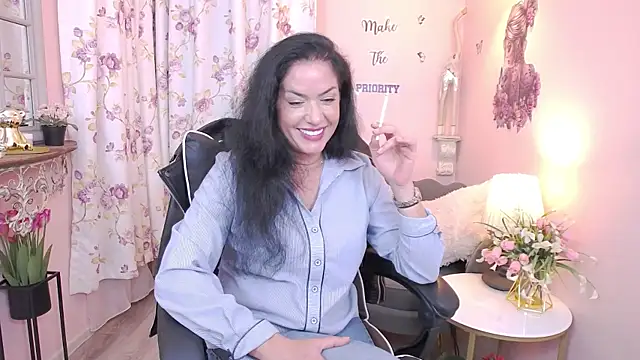 MyLovOne's cam snapshot