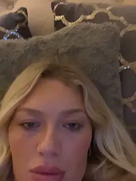 blissdimicco's cam snapshot