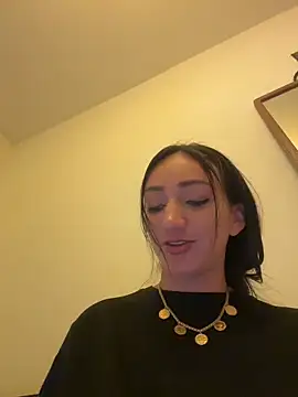 Ninabigtitied's cam snapshot