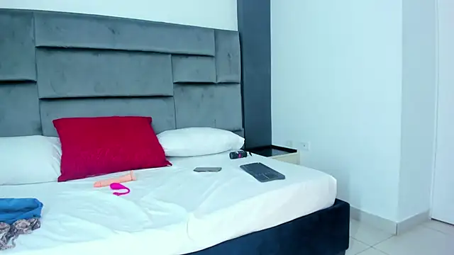 CatleyaSmith's cam snapshot